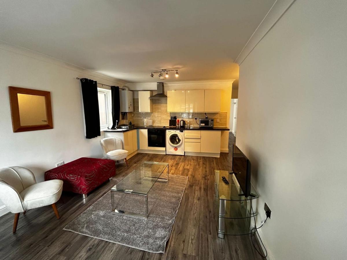 The Ruislip Apartment Zewnętrze zdjęcie